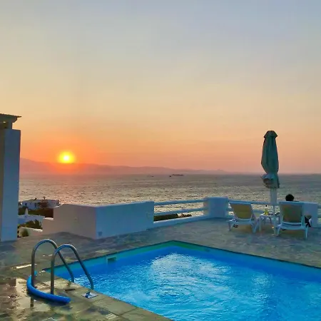 Apricot And Sea Luxury מיקרי ויגלה