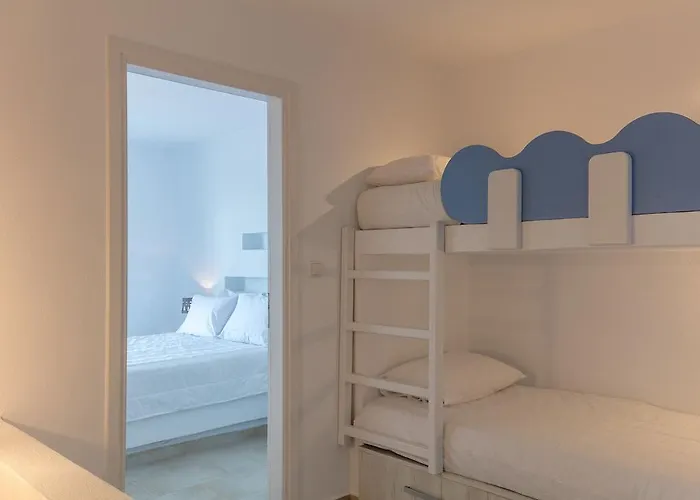 Apricot And Sea Luxury * Mikri Vigla