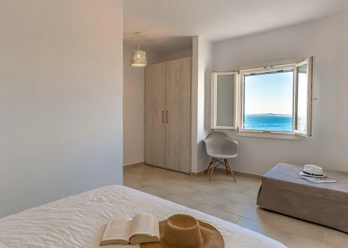 Apricot And Sea Luxury *