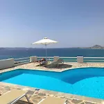 Apricot And Sea Luxury * Mikri Vigla