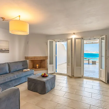 Apricot And Sea Luxury *