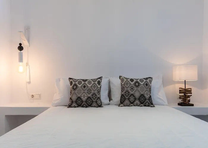 Apricot And Sea Luxury *